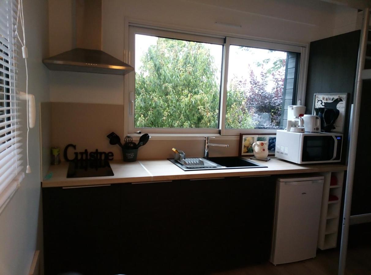 Chavagnes-en-Paillers Studio Meuble 1 Piece Entierement Equipe Sans Cloisons Separatives מראה חיצוני תמונה