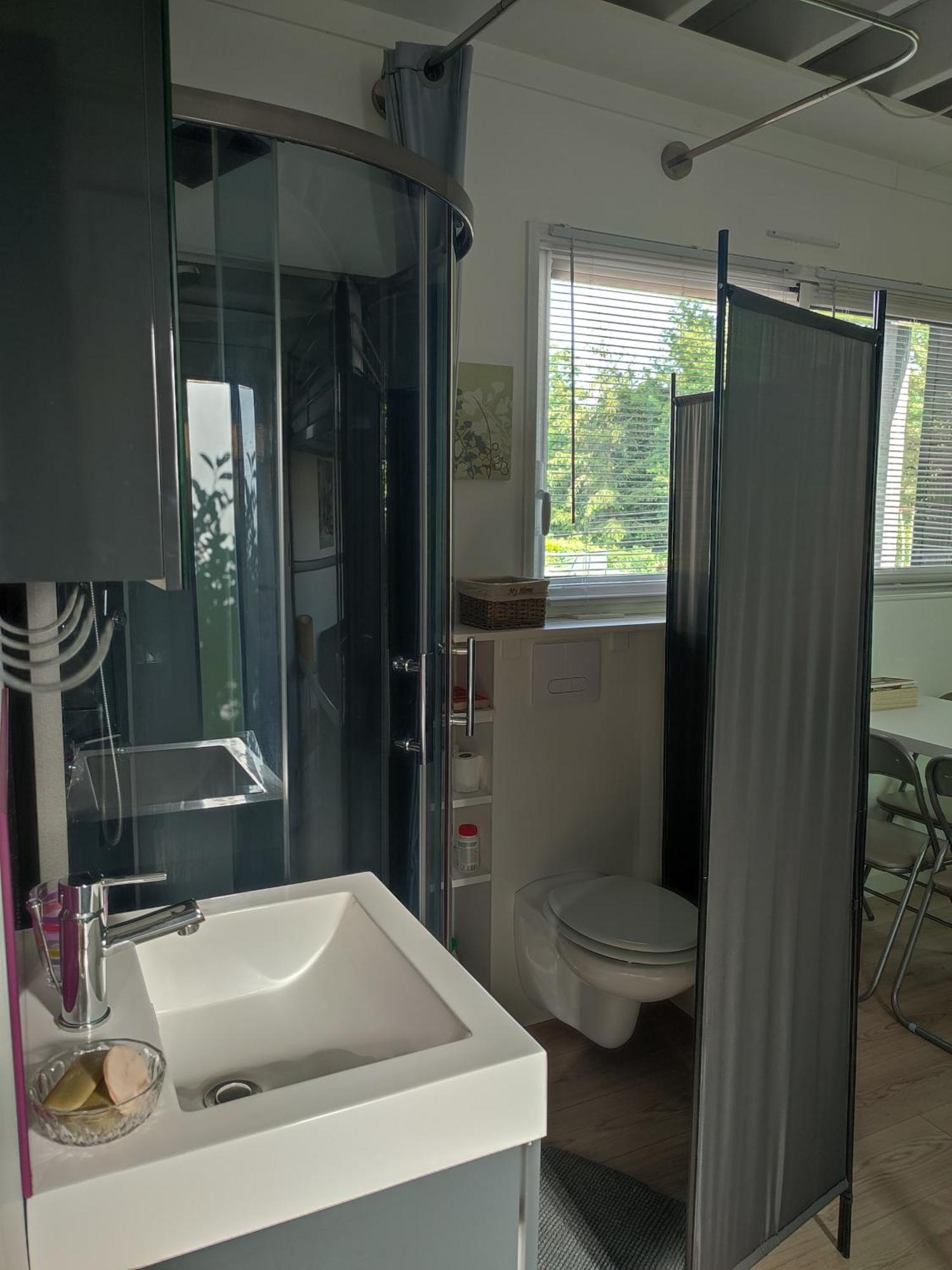 Chavagnes-en-Paillers Studio Meuble 1 Piece Entierement Equipe Sans Cloisons Separatives מראה חיצוני תמונה